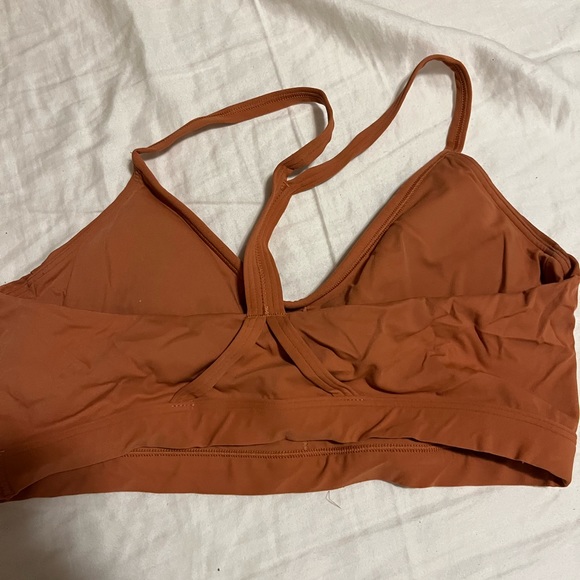 Gymshark sports bra - Picture 2 of 4